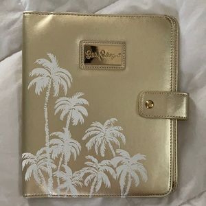 NEW Lilly Pulitzer Gold Planner case, Multi pocket,magnetic button clasp closure
